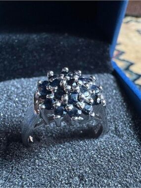 Vintage Sterling Silver Cluster Ring with Dark Blue Sapphire Stones Size 5